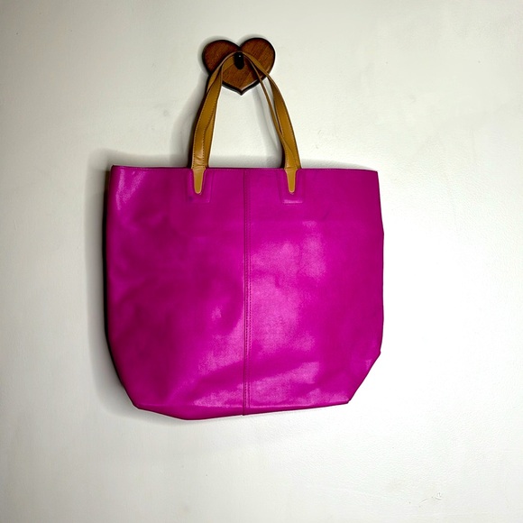 Victoria’ Secret | Bright Pink Leather Sturdy Carry Bag | Stylish Tote | Satchel - Picture 8 of 9